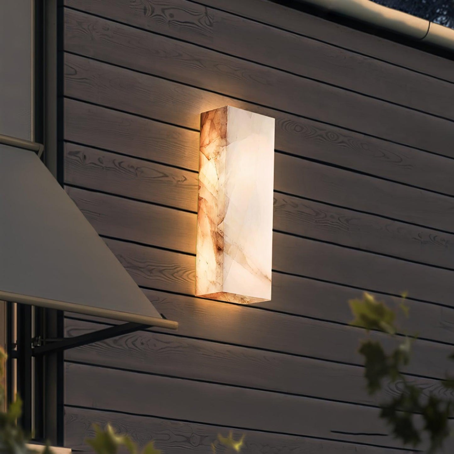 AlabasterGlow | Elegancki Nowoczesny Kinkiet Zewnętrzny LED IP65