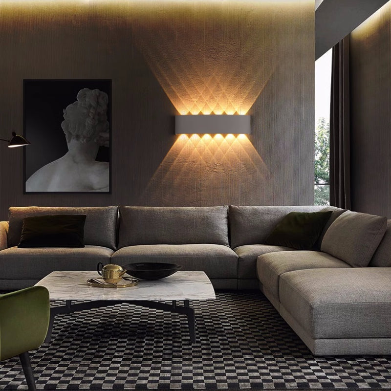 Aluminiowy Kinkiet | Elegancki Wodoodporny Kinkiet Zewnętrzny LED