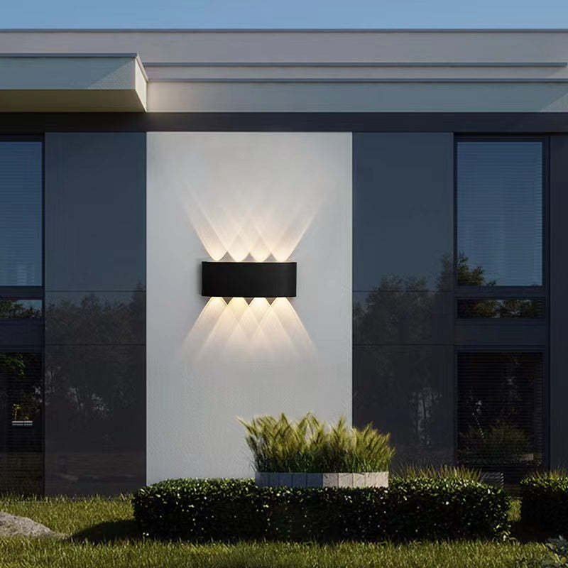 Aluminiowy Kinkiet | Elegancki Wodoodporny Kinkiet Zewnętrzny LED