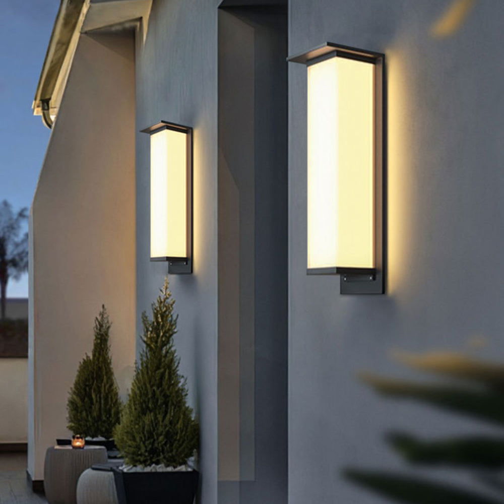 LumaSolar | Elegantny Metalowy Kinkiet Solarny Zewnętrzny do Ogrodu