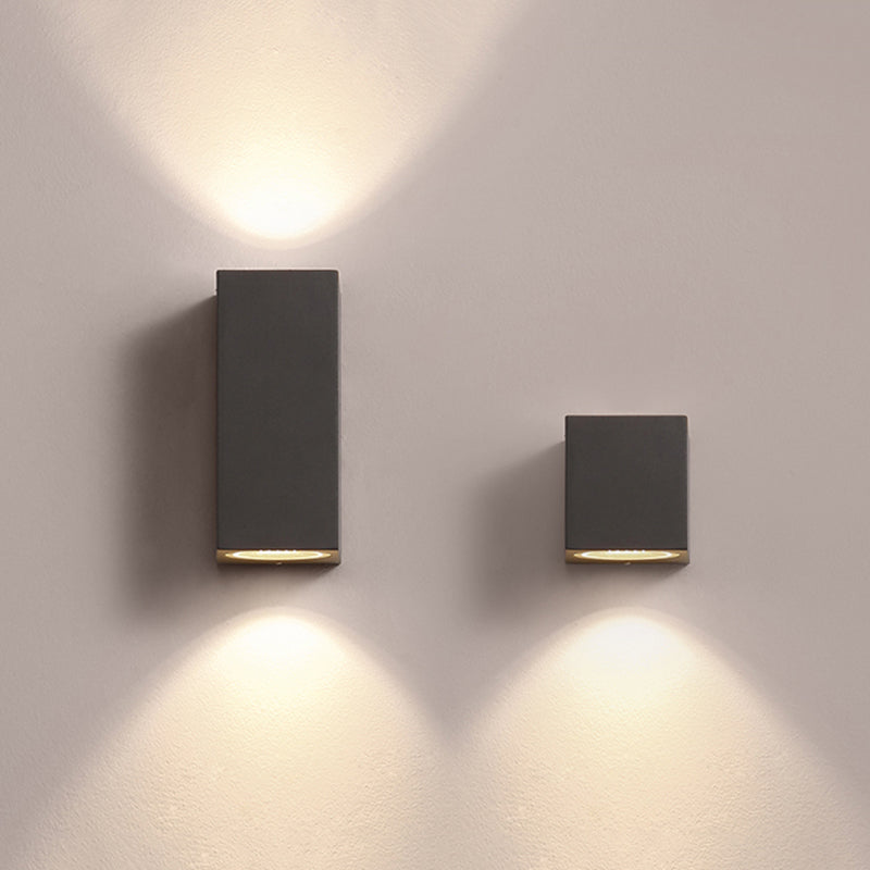 Lumenor | Elegancki Metalowy Kinkiet LED do Ogrodu i Korytarza
