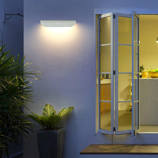 Luminara | Elegantny Metalowy Kinkiet LED Ścienny do Użytku Zewnętrznego