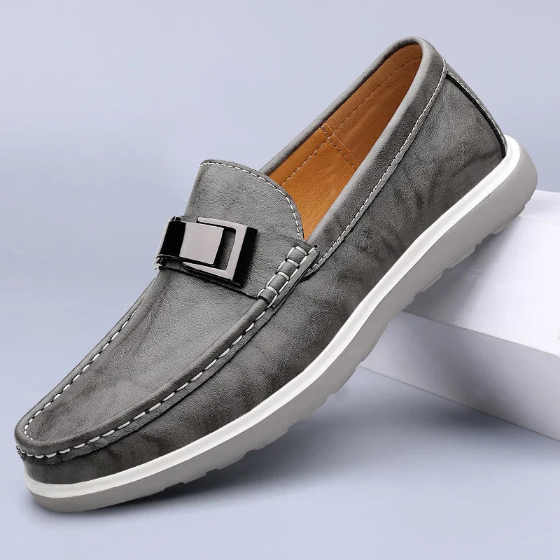 Męskie Skórzane Mokasyny | Eleganckie Wsuwane Buty z Metalowym Detalem