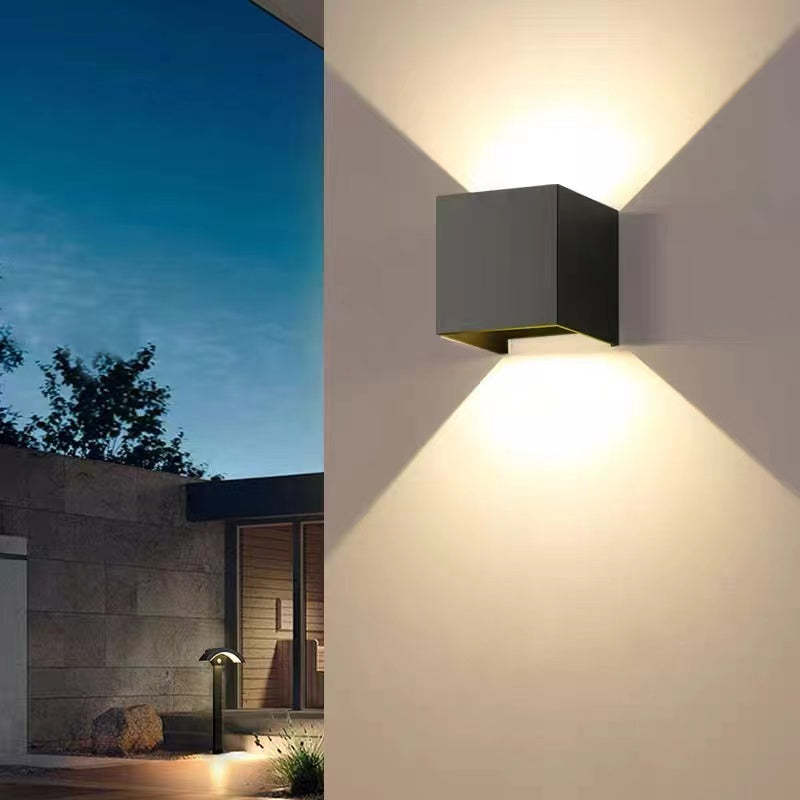 RayMetal | Elegantny Wodoodporny Kinkiet Zewnętrzny LED do Ogrodu