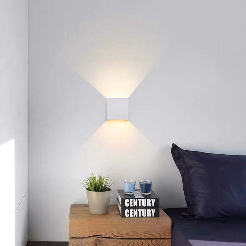 RayMetal | Elegantny Wodoodporny Kinkiet Zewnętrzny LED do Ogrodu