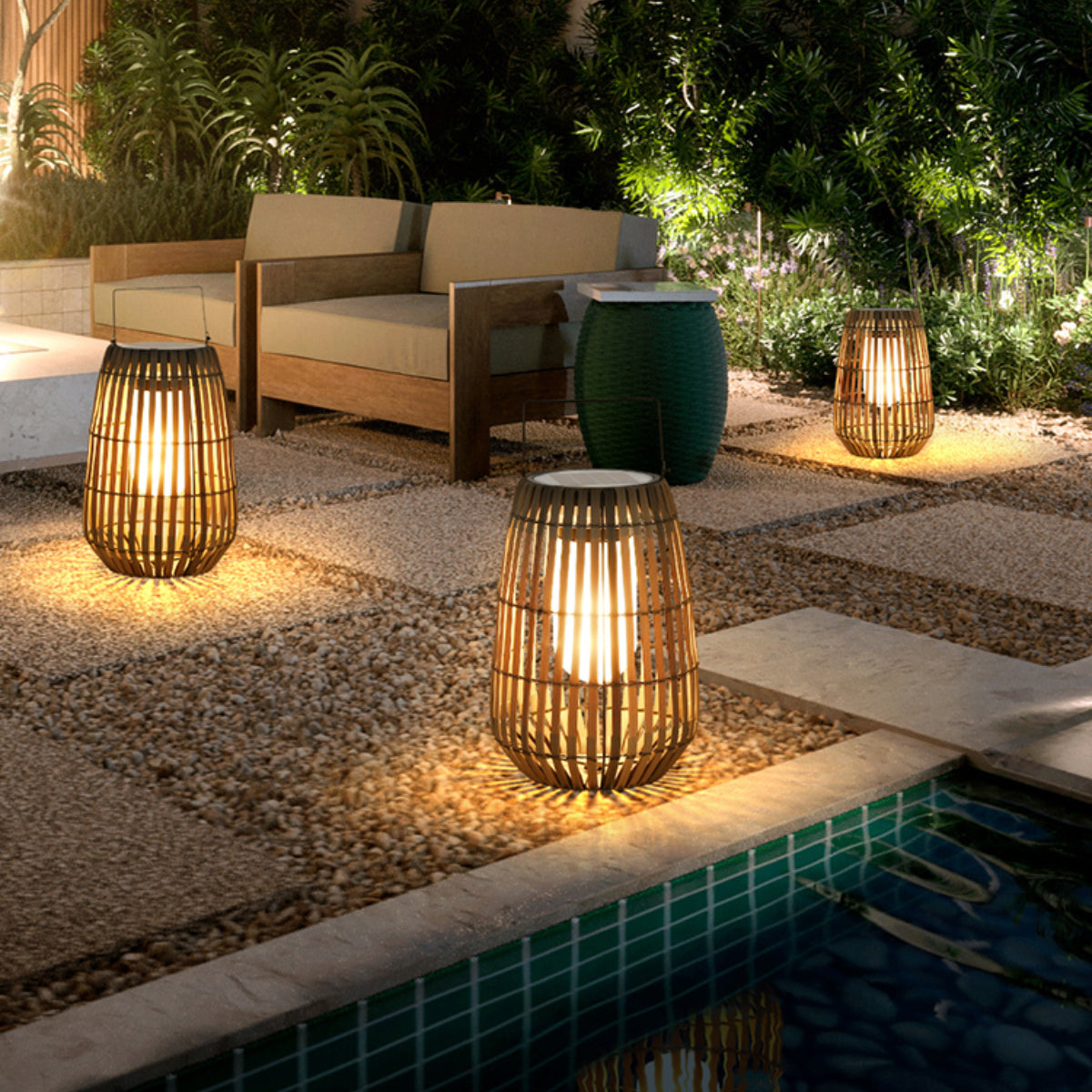 RayVintage | Elegancka Drewniana Lampa Ogrodowa z Naturalnym Urokiem