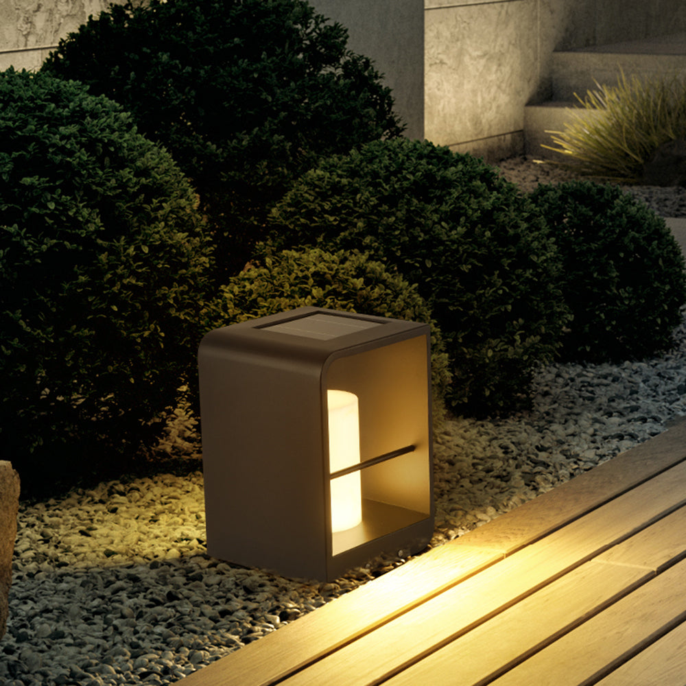 SolarisGlow | Nowoczesna Metalowa Lampa Zewnętrzna Solarna LED