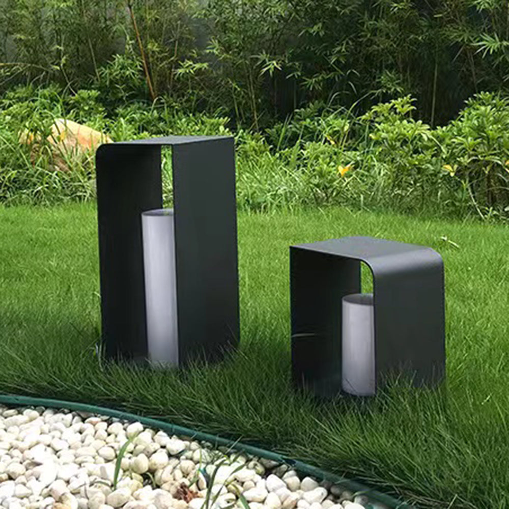 SolarisGlow | Nowoczesna Metalowa Lampa Zewnętrzna Solarna LED
