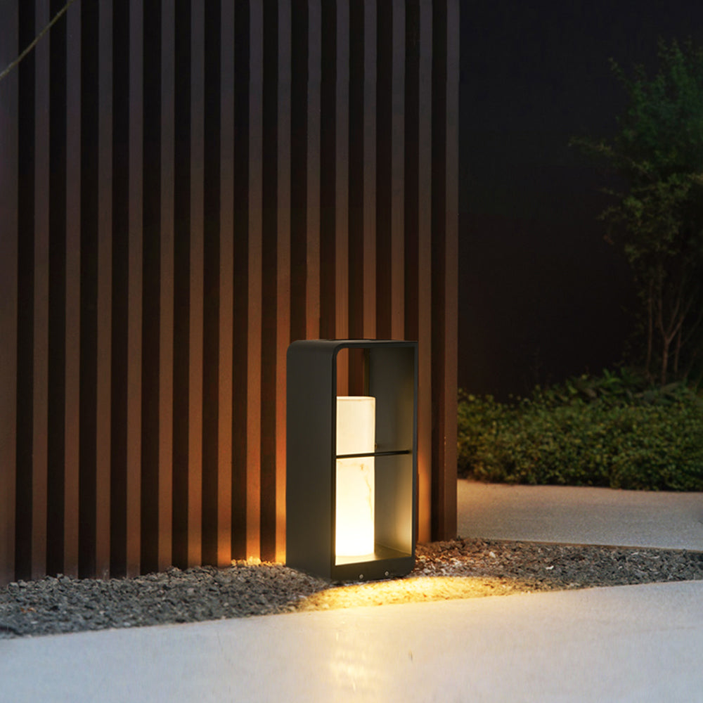 SolarisGlow | Nowoczesna Metalowa Lampa Zewnętrzna Solarna LED